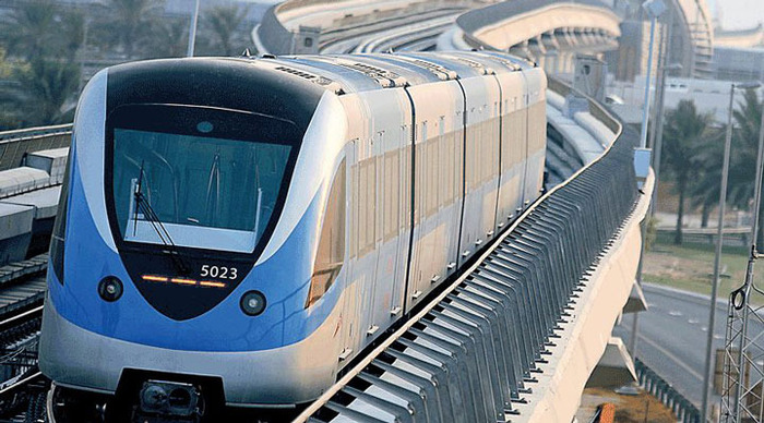 dubai-train_4-2