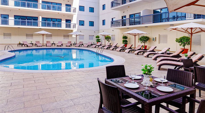 golden-sands-pool-1_4
